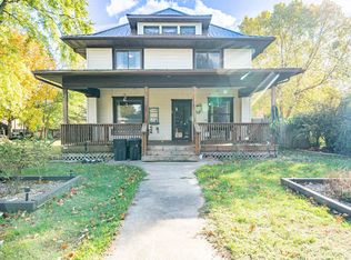 604 E 3rd St, Delavan, IL 61734