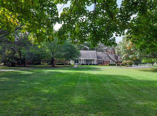 8S260 College Rd, Naperville, IL 60540