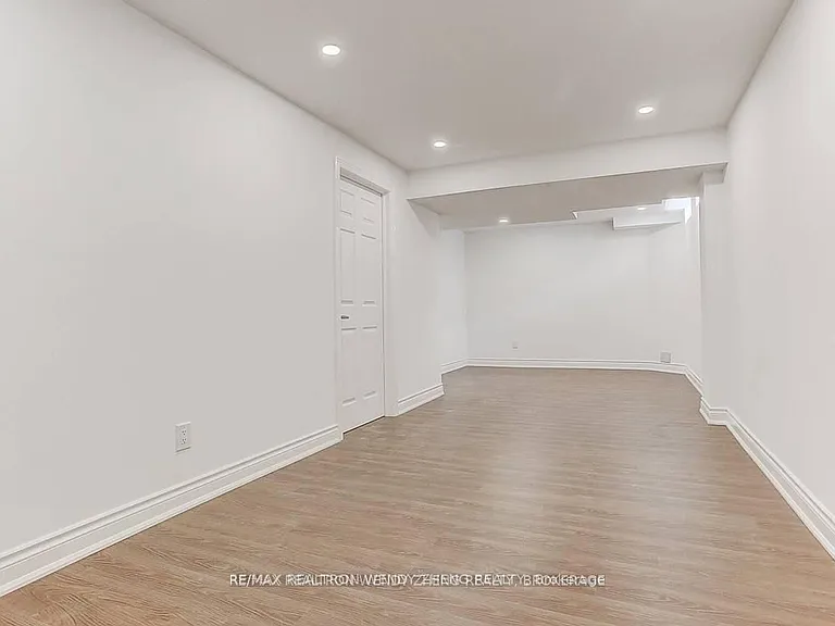 155 Durhamview Cres — Photo 36