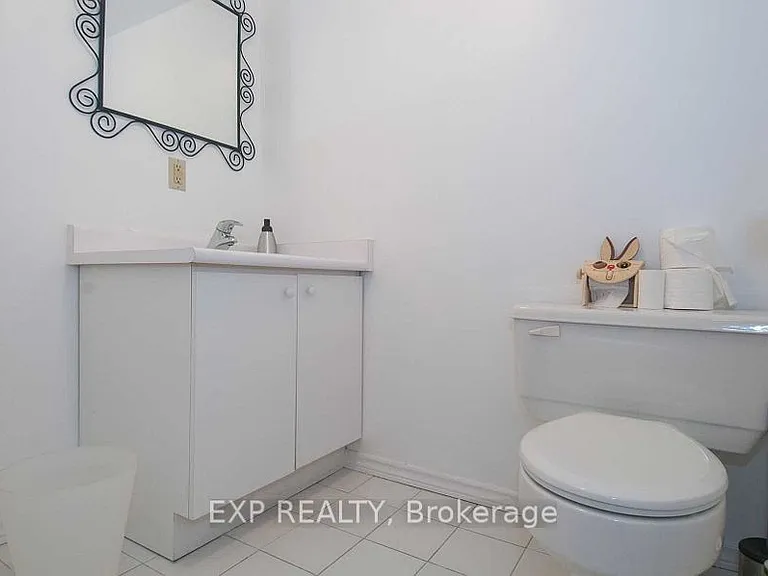 220 Viewmount Ave — Photo 36