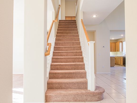 5th image of 7295 Valley Meadow Ave