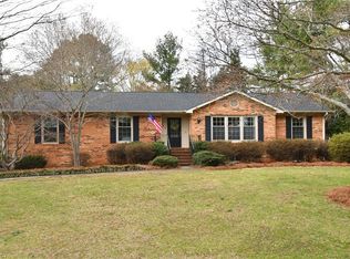 420 Drumheller Rd, Clemmons, NC 27012