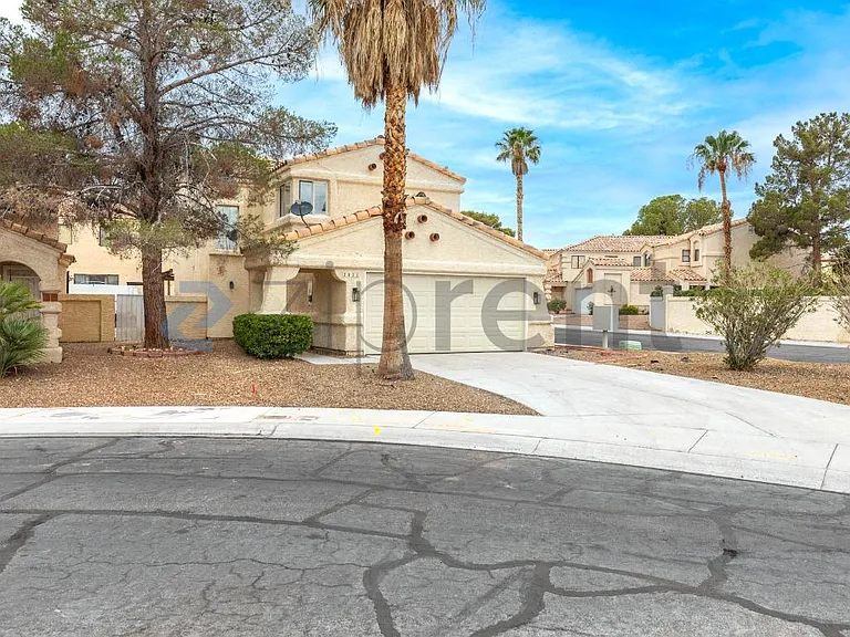 2821 Willow Wind Ct — Photo 2