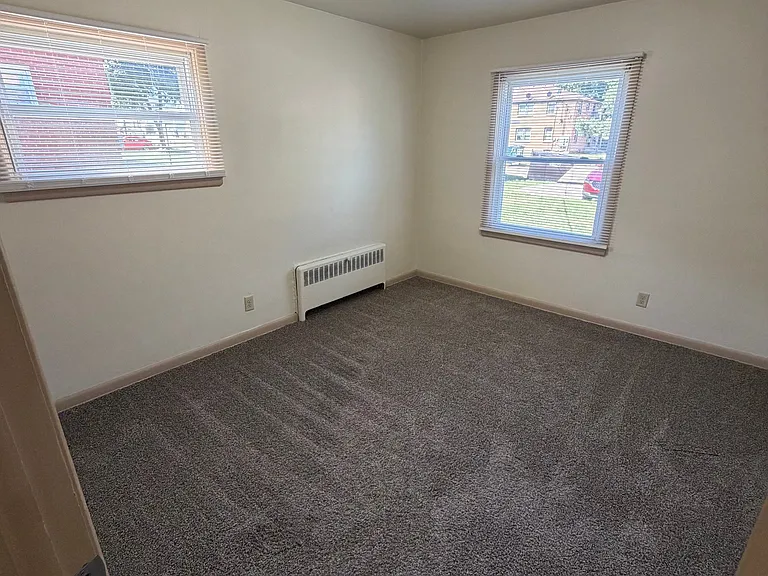 3157 S 47th St #3 — Photo 5