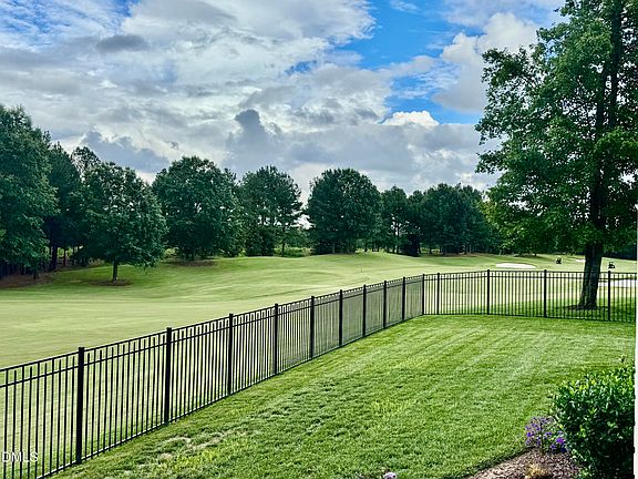3rd image of 7500 Hasentree Way