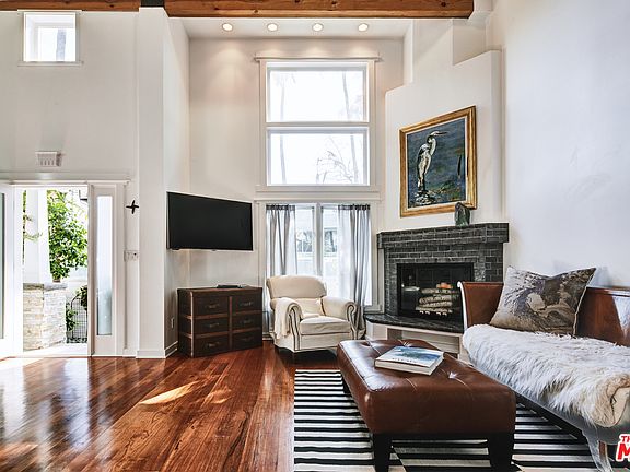 3rd image of 2328 Ocean Ave