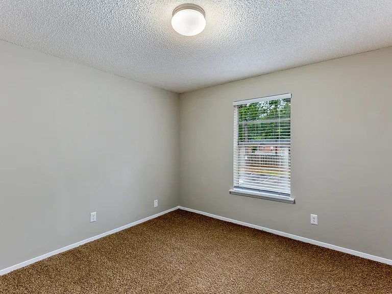 Sage Hill Apartments — Photo 21