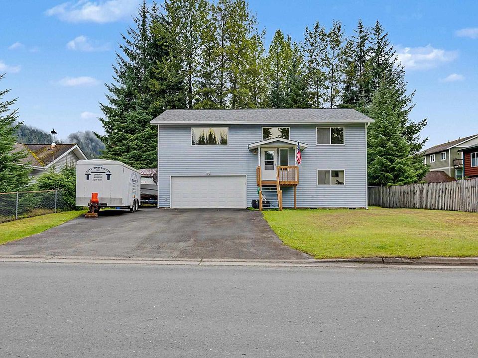 1st image of 8570 Forest Ln
