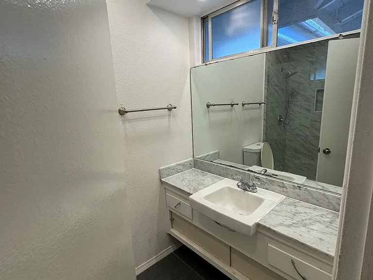 3345 Eton Ave — Photo 57