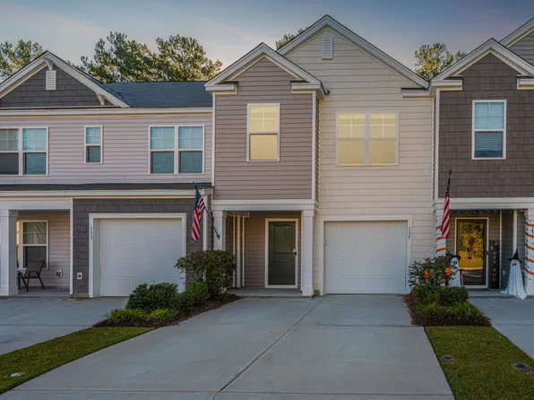 135 E Sunrise Ln, Summerville, SC 29486