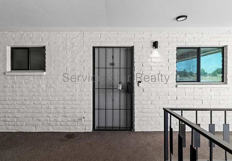 314 W Maryland Ave #A — Photo 15