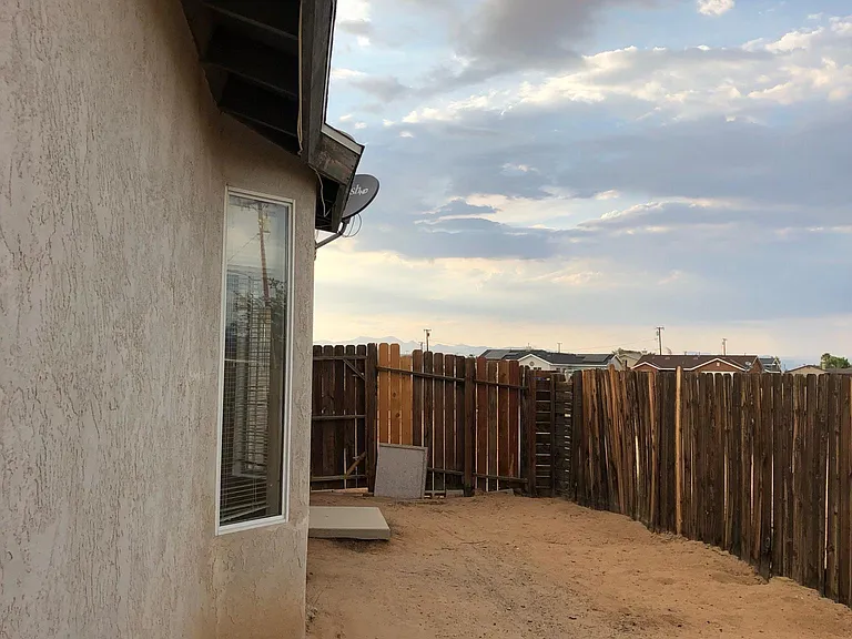 9360 Nipa Ave — Photo 20