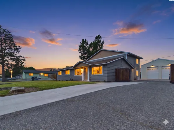 325 Casey Ave, Richland, WA 99352