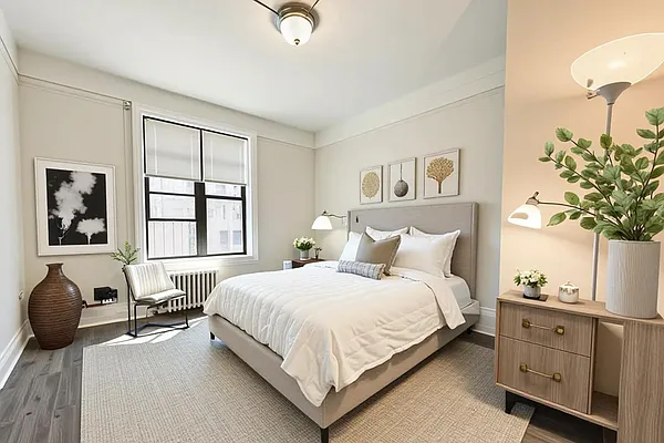Bedroom, photo 1