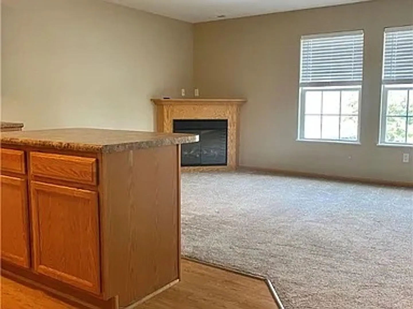 Townhouse for Rent! — Photo 3