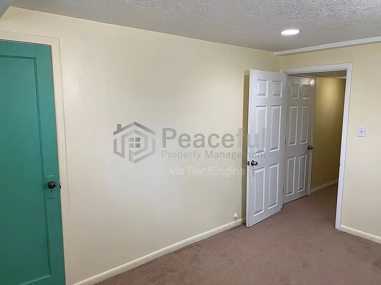2250 Bryan Cir — Photo 36