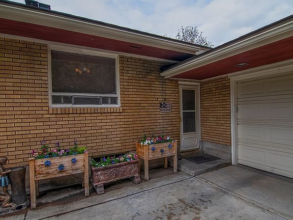 4th image of 1531 Rosewood Cir