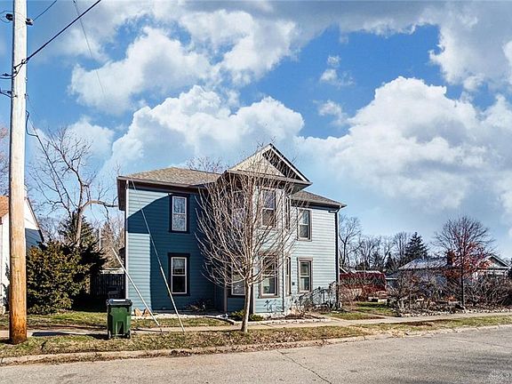 3rd image of 330 Elm St