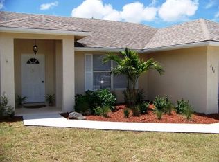 686 SW Todd Ave, Port Saint Lucie, FL 34983