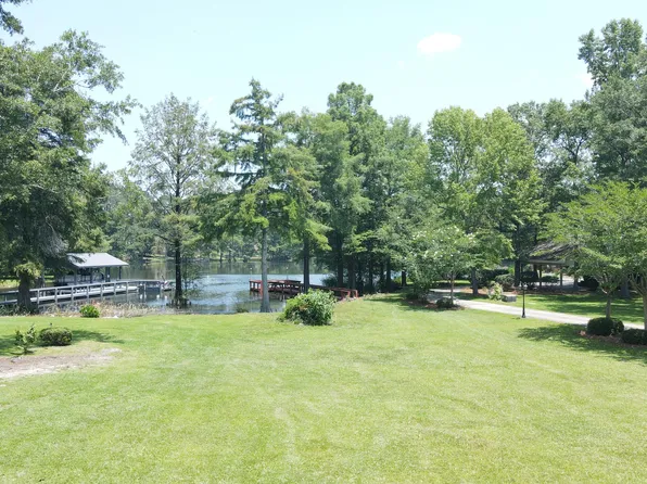 120 Broad River Dr, Santee, SC 29142