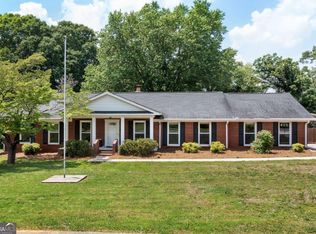 22 Benham Cir, Cartersville, GA 30120