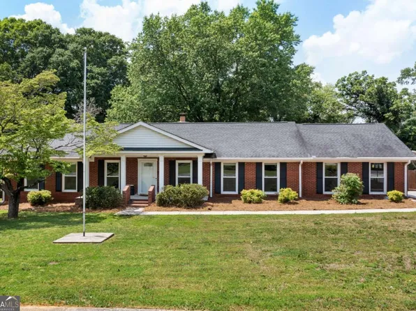 22 Benham Cir, Cartersville, GA 30120