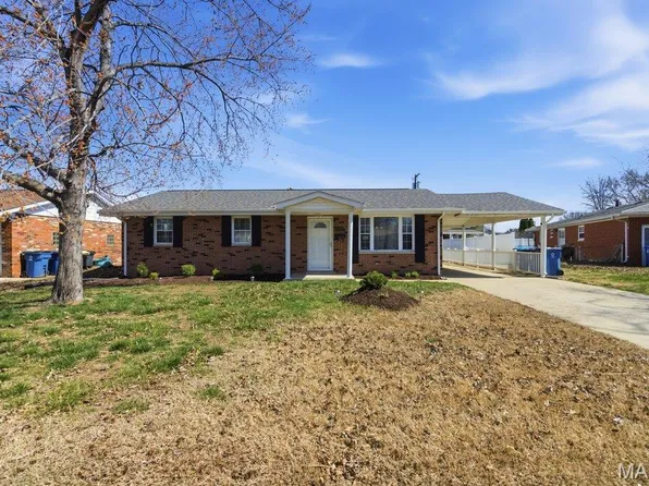 3320 Village Ln, Granite City, IL 62040