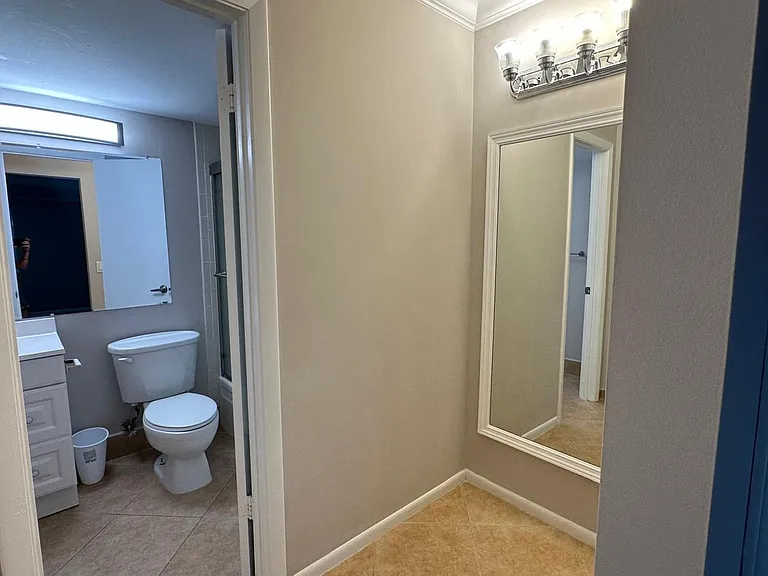 3300 W Rolling Hills Cir #708 — Photo 10