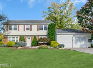 30 Prescott Dr, Marlboro, NJ 07746