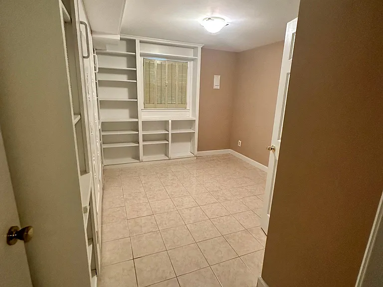 3119 Battersea Ln — Photo 22