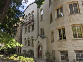 7447 N Hoyne Ave #2, Chicago, IL 60645