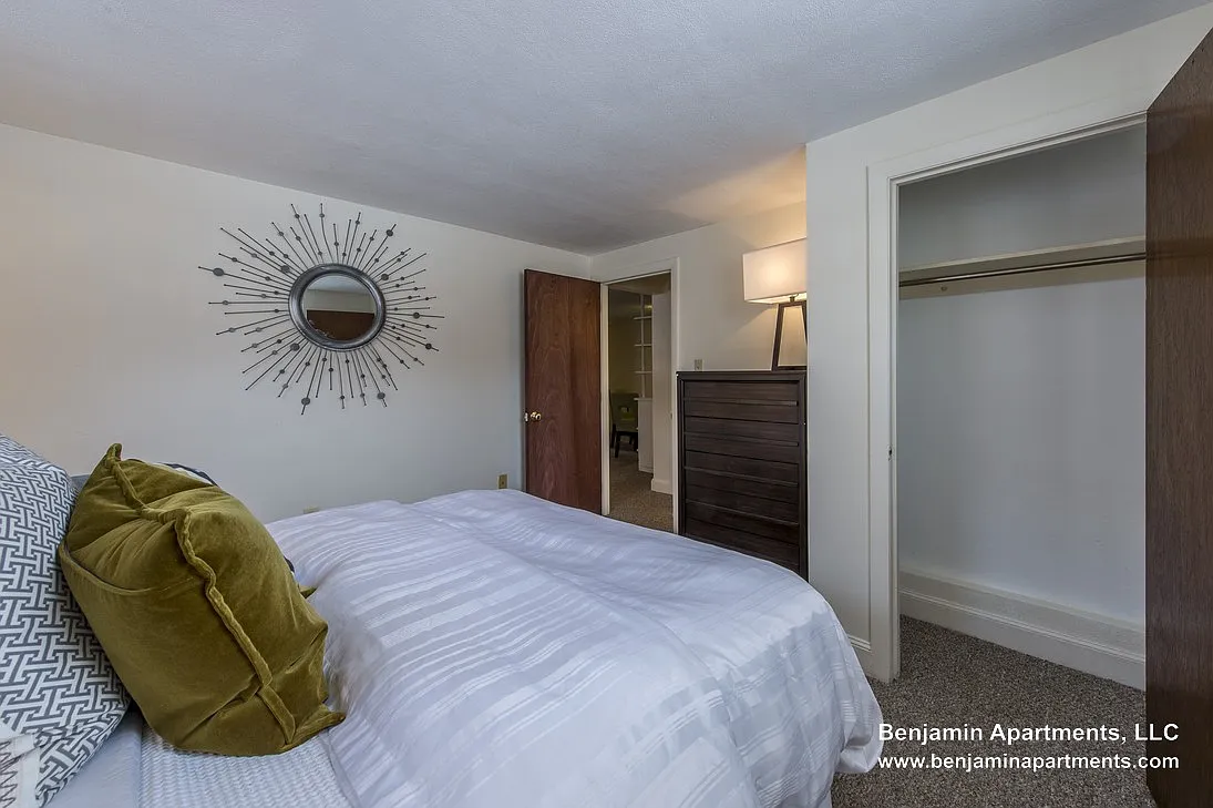 1 bed, $2,100 — Photo 2