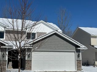 1293 Prairie View Trl, Farmington, MN 55024