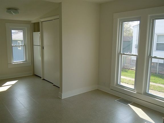 5th image of 605 S 20th St