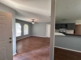 5221 Borchers Dr, Kirby, TX 78219