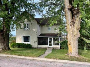 502 S Main St, Farmersburg, IA 52047