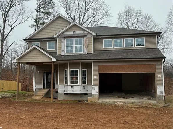 2674 Splitbrooke Dr, High Point, NC 27265