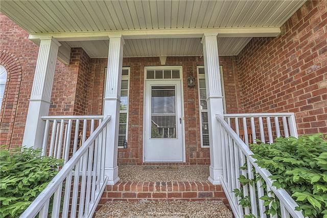2nd image of 110 Dakota Dr