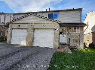 15 Newport Way, Markham, ON L3T5G3