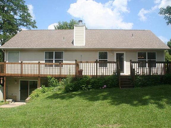 3rd image of 1127 Chalet Ct