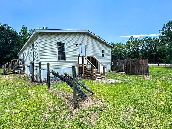 3rd image of 4474 Ruffin Rd