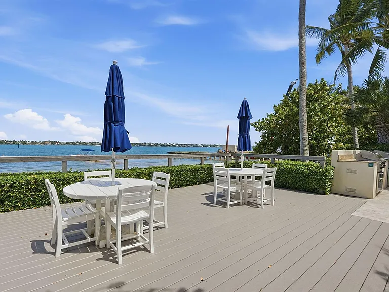 5600 N Flagler Dr #1110 — Photo 36