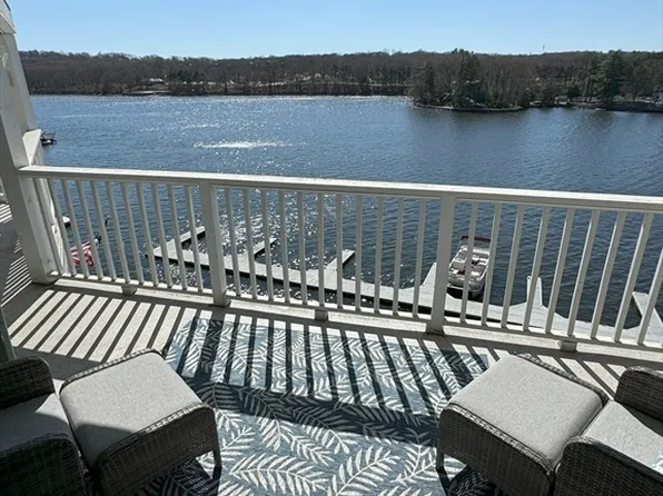 190 S Quinsigamond Ave APT 206, Shrewsbury, MA 01545