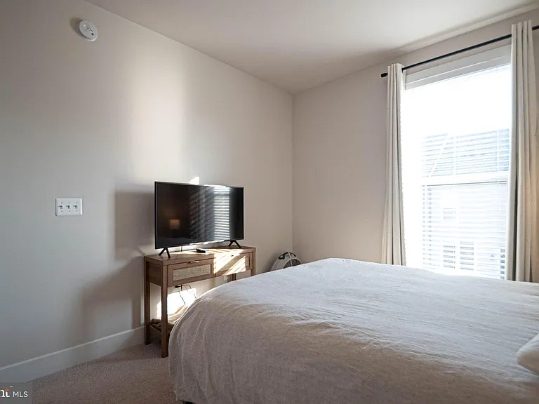 2453 Liberty Loop — Photo 12