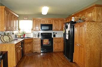 4th image of 5020 S Powell Ave