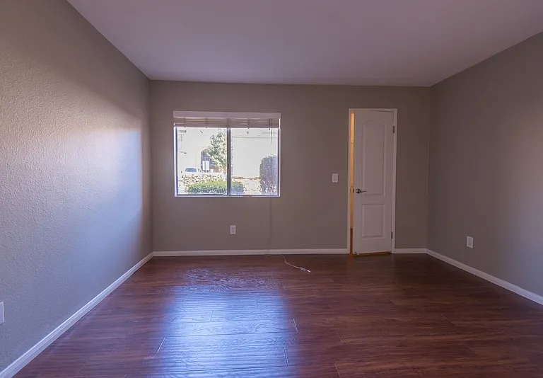 7150 Shoreline Dr — Photo 8