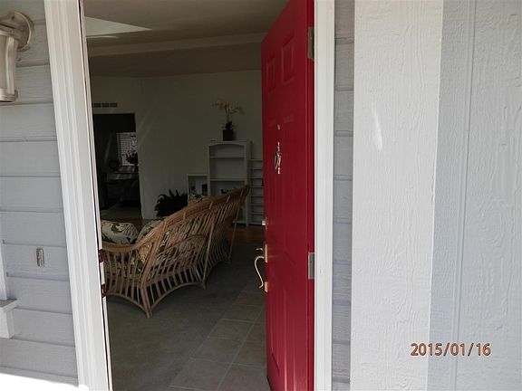 5th image of 525 W El Norte Pkwy Space 3
