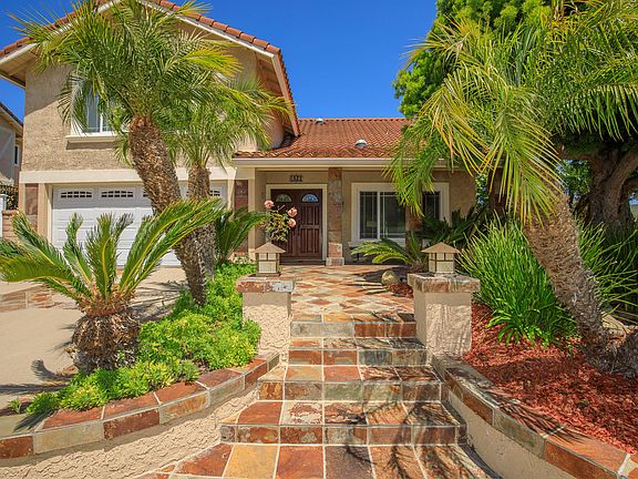 2nd image of 3877 Calle Alta Vis