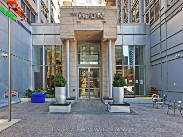 250 Wellington St W Suite Penthouse 31, Toronto, ON M5V 3P6