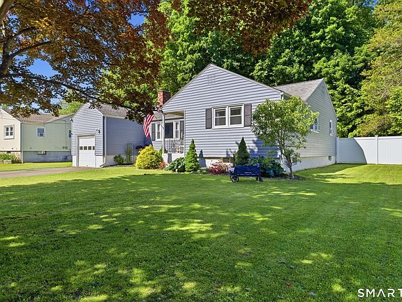 2nd image of 99 Westlook Road
